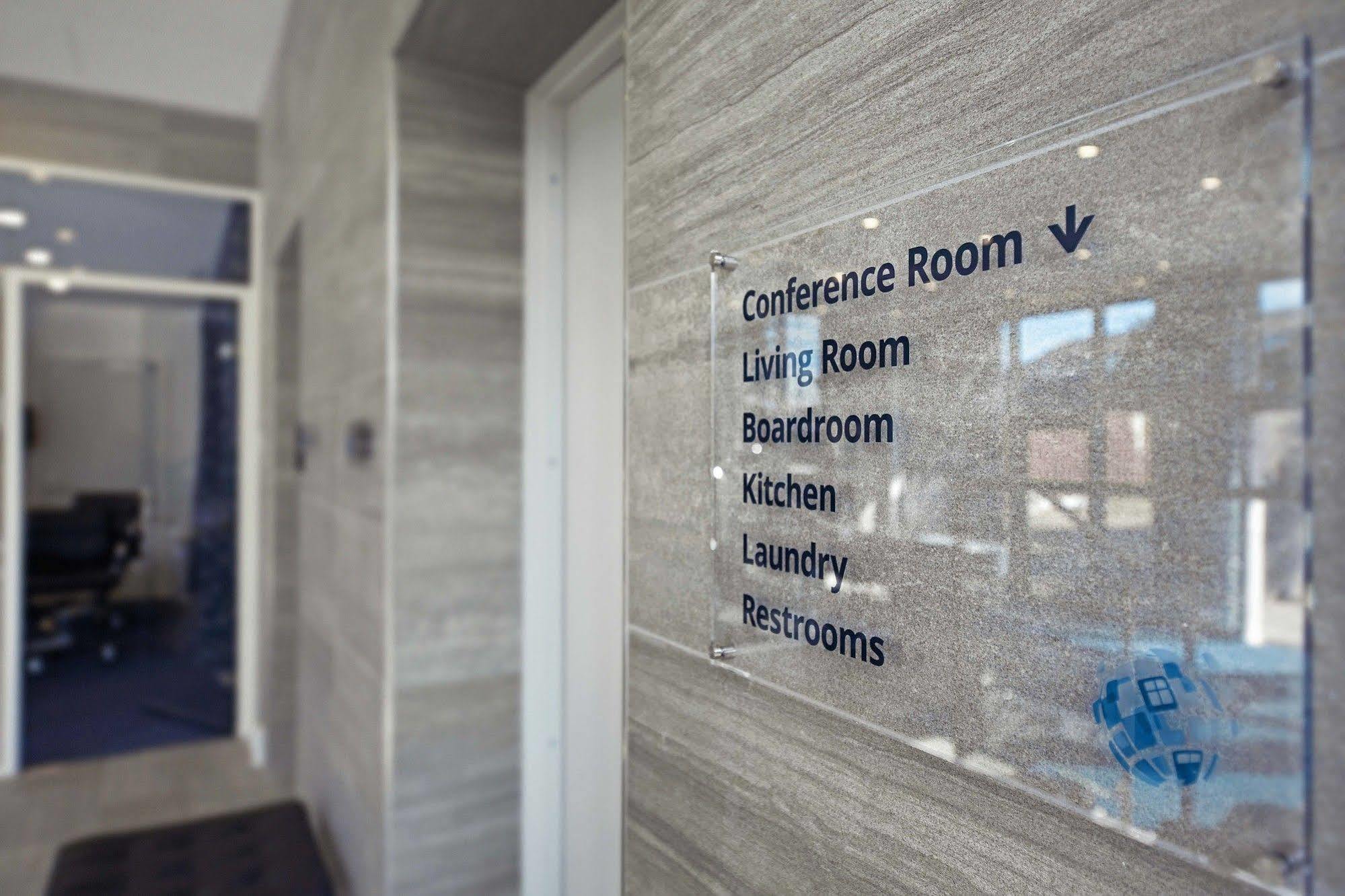 Living Suites Naerum Exterior photo